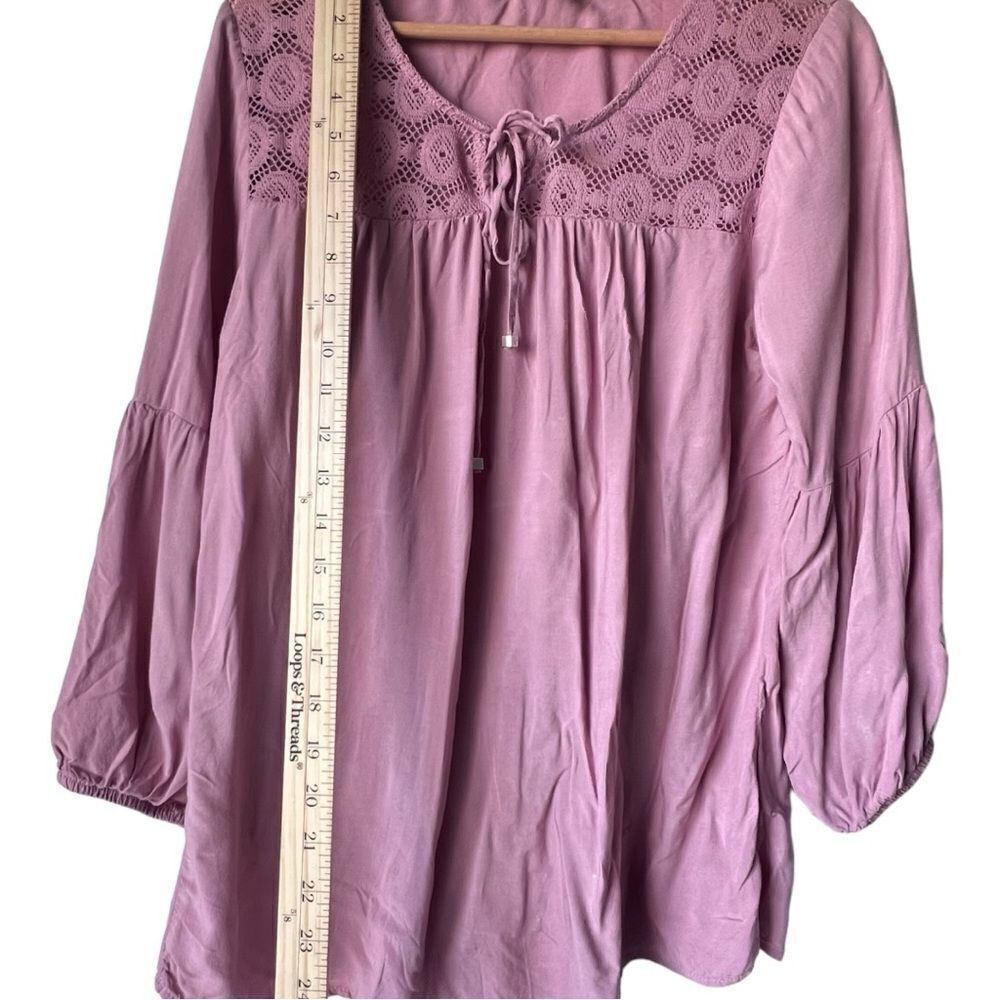 Women's ADRIENNE VITTADINI Blouse long sleeve embroidered light fabric fresh M. - Picture 7 of 11